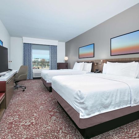Hilton Garden Inn Dallas Arlington Ngoại thất bức ảnh